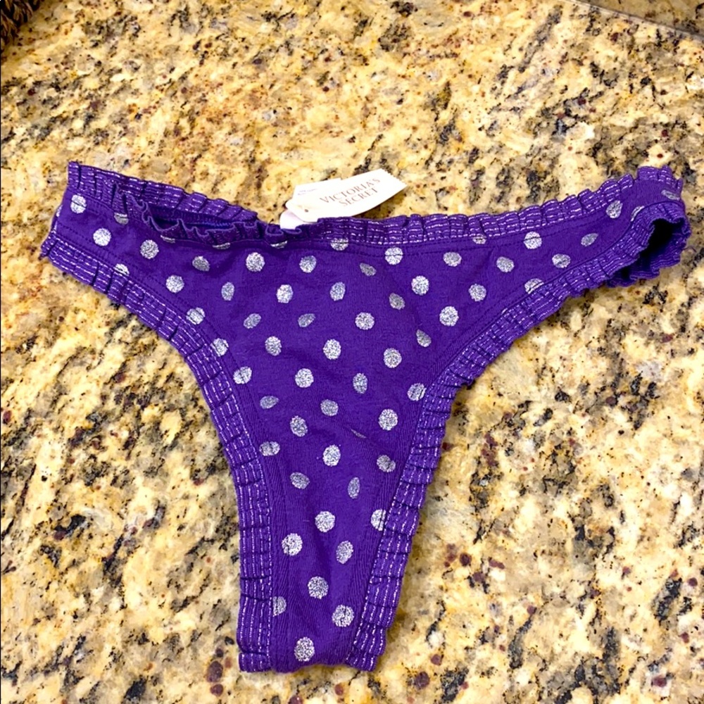 Victoria secret thong size xs